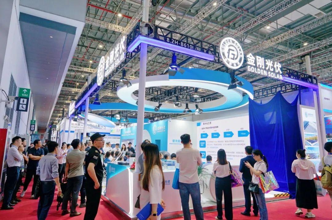 新品、颁证、签约！z6com·尊龙光伏闪耀SNEC 2024，绽放“N时代”新质生产力